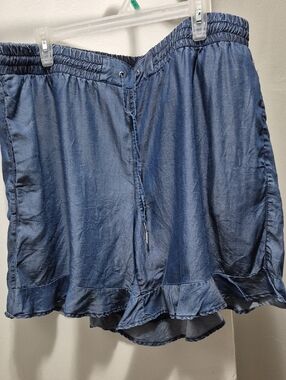 Love & Legend Blue Ruffle Hem Pull-On Shorts